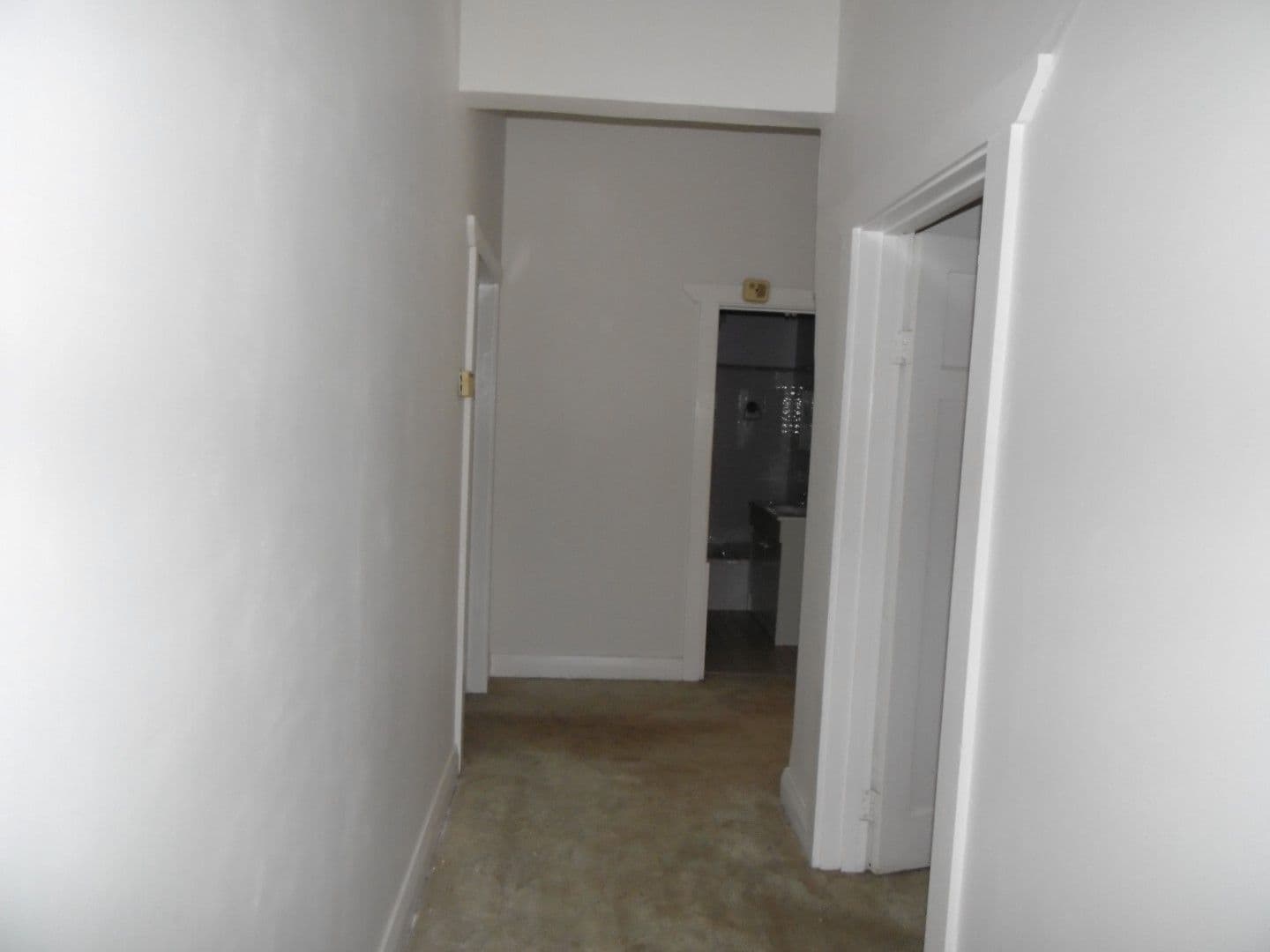 8 Ween Street, Peak Hill - Thumbnail 3