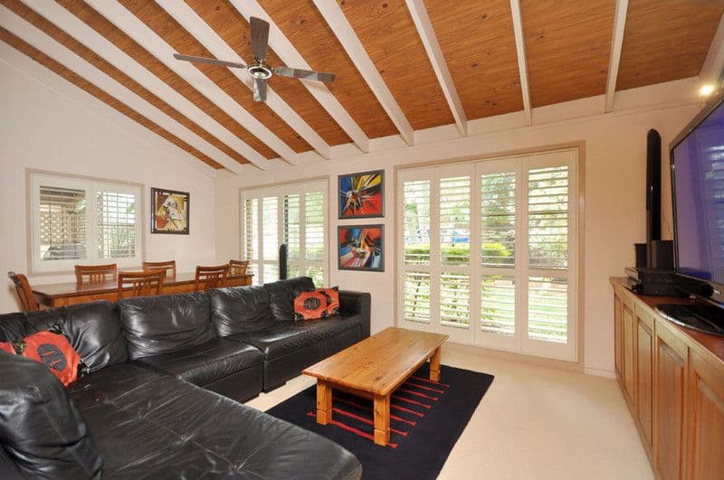 19 Marwood Street, BELMONT QLD 4153, Belmont - Thumbnail 2