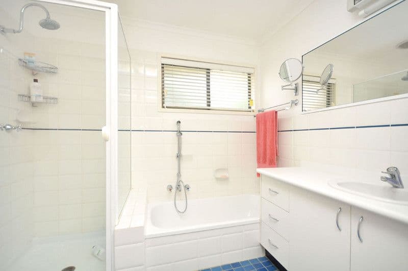 19 Marwood Street, BELMONT QLD 4153, Belmont - Thumbnail 8