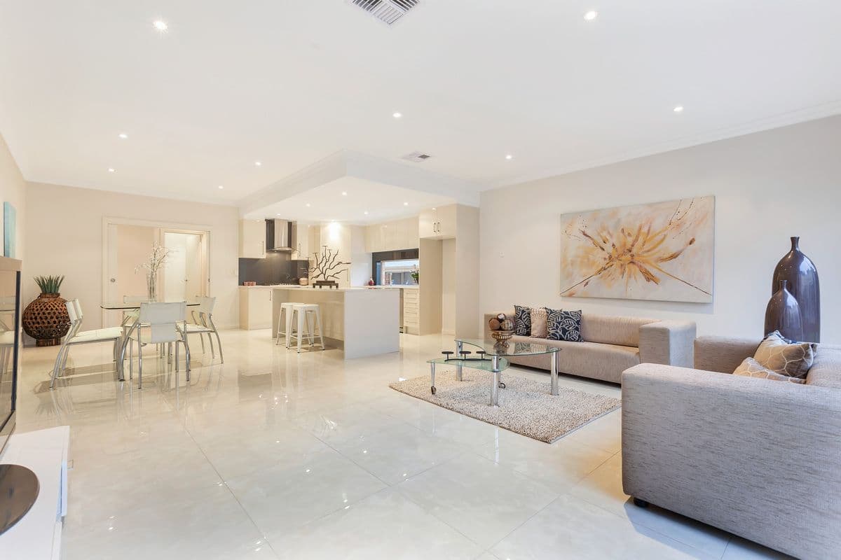 2 Down Drive, Valley View SA 5093, Valley View - Thumbnail 4