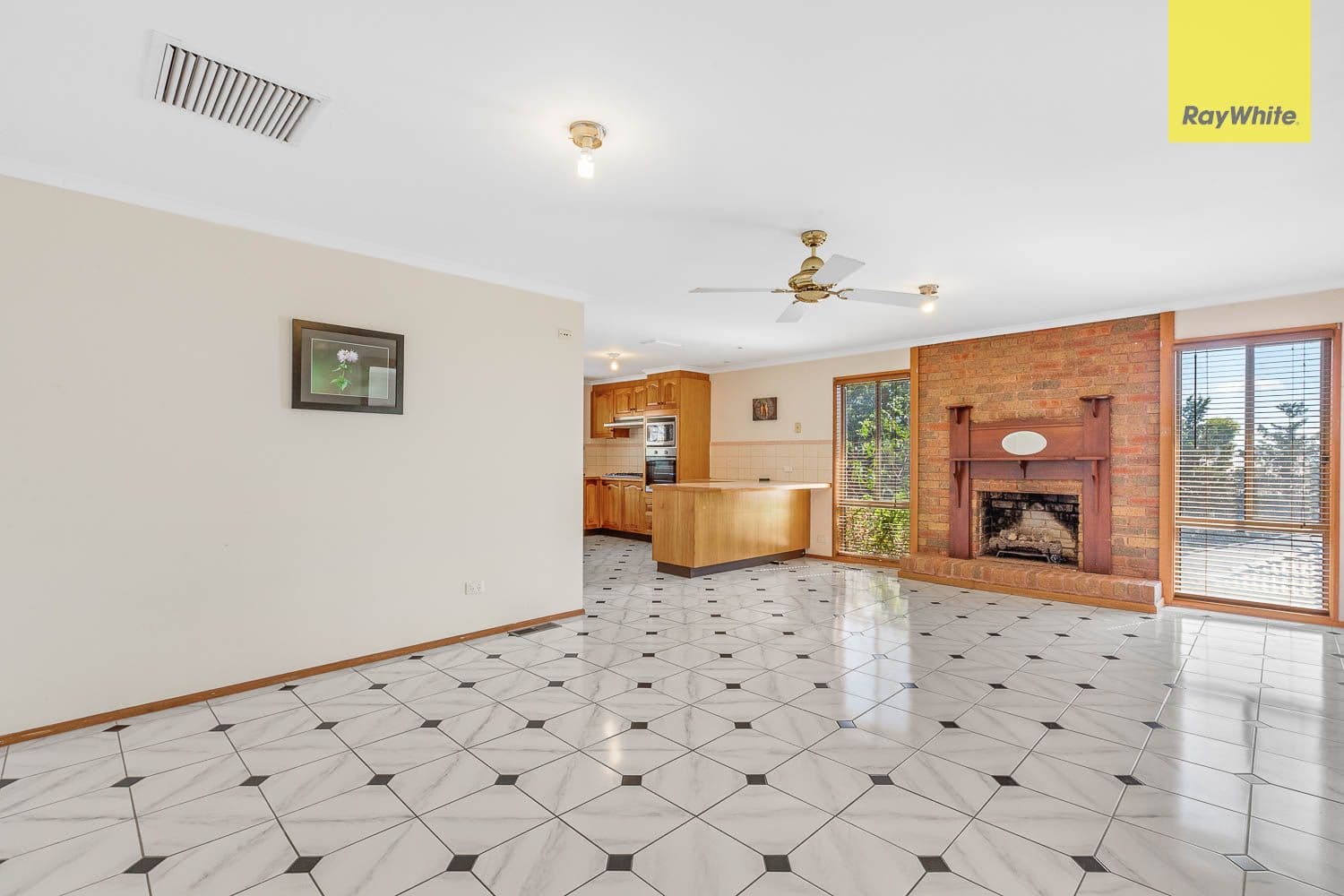 6 Riversdale Crescent, Darley VIC 3340, Darley - Thumbnail 5