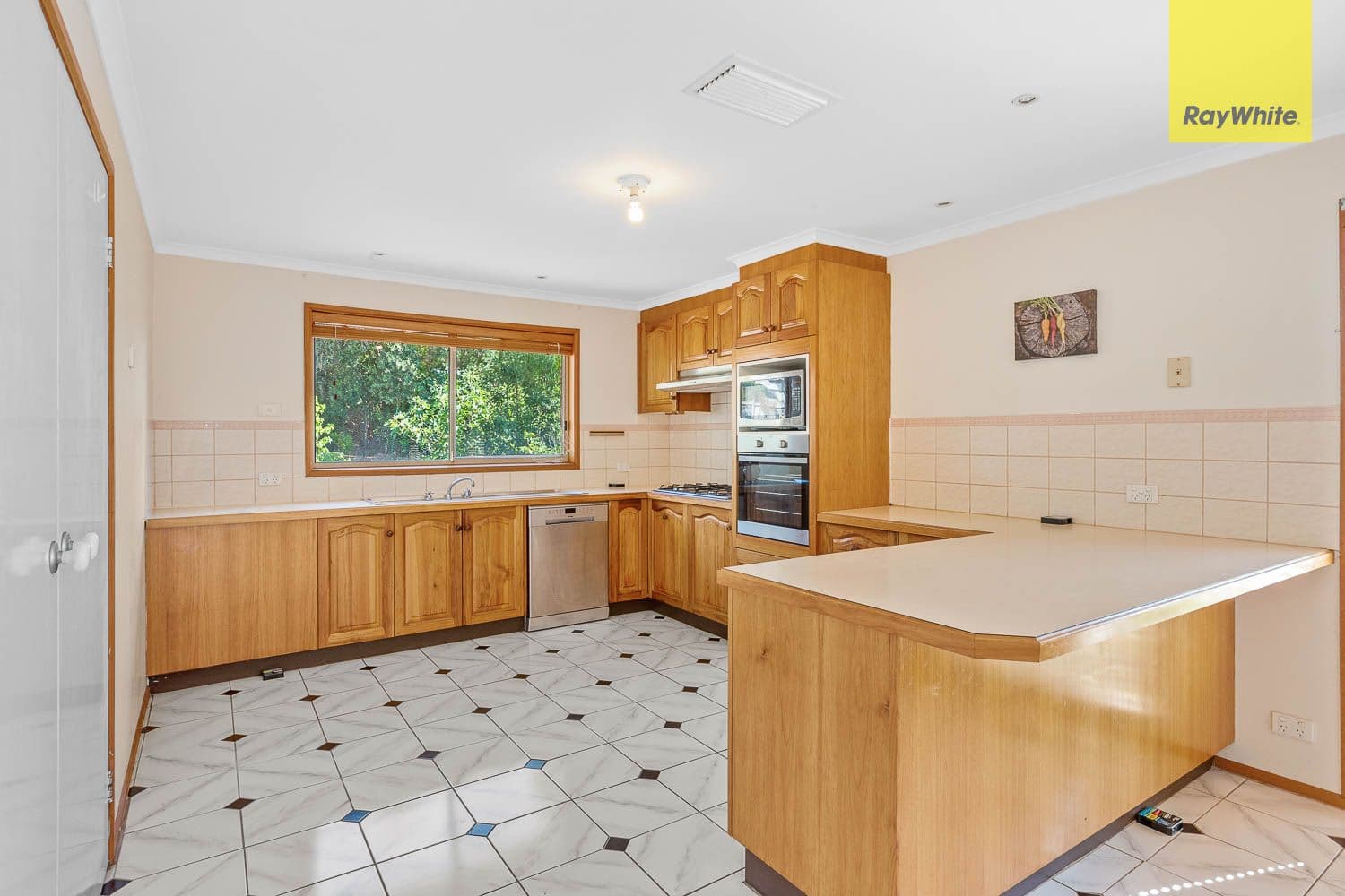 6 Riversdale Crescent, Darley VIC 3340, Darley - Thumbnail 6