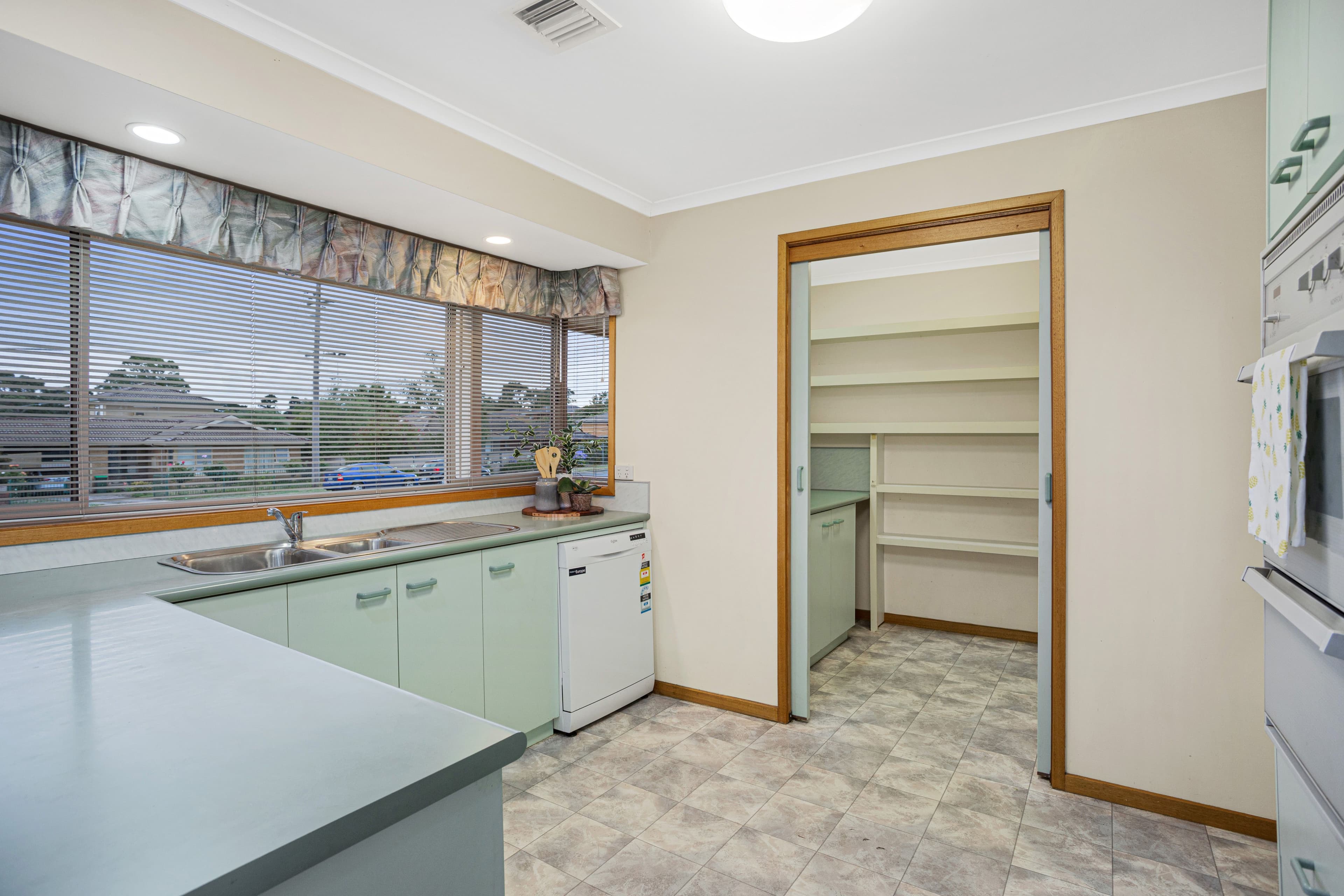 43 Midlands Drive, Ballarat North VIC 3350, Ballarat North - Thumbnail 7