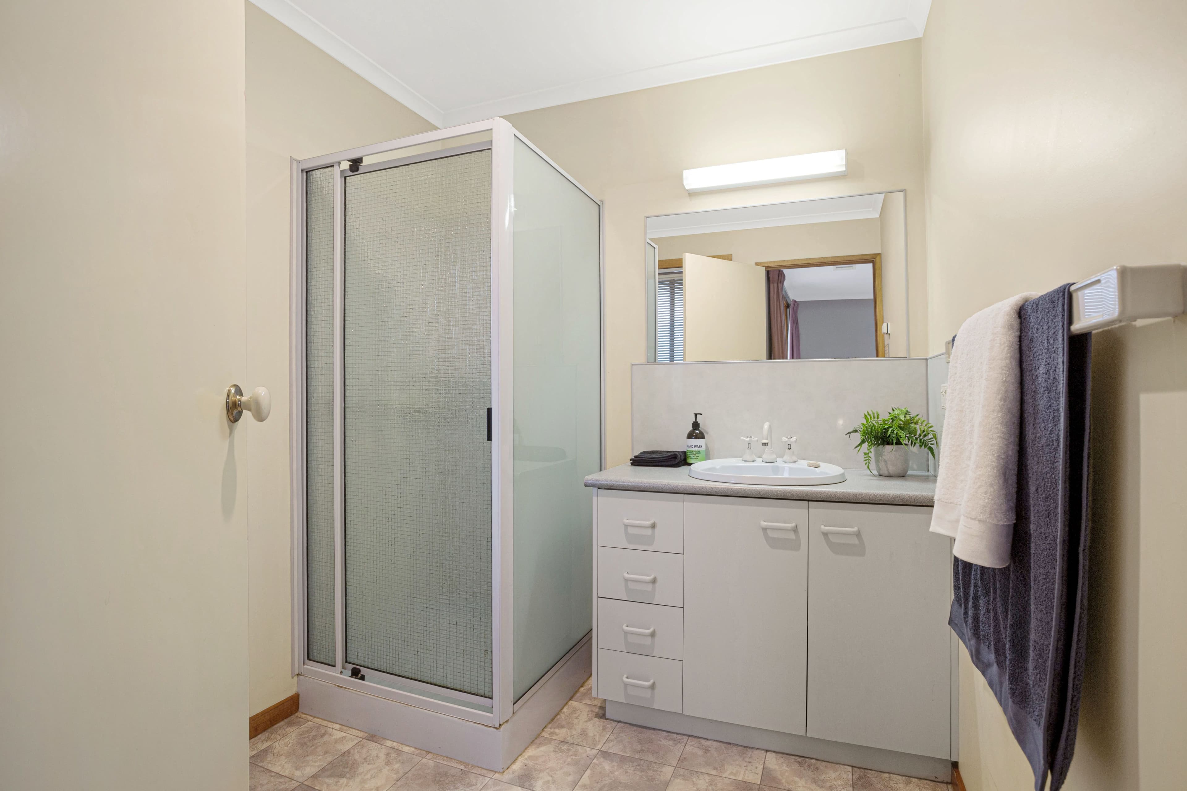 43 Midlands Drive, Ballarat North VIC 3350, Ballarat North - Thumbnail 8