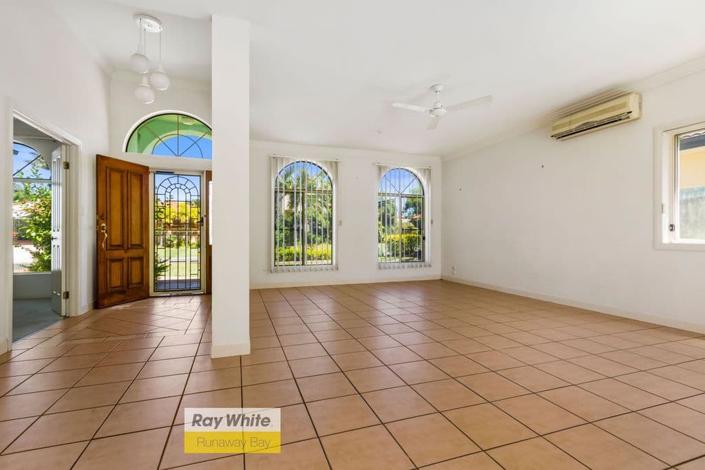 6 Herington Close, Arundel QLD 4214, Arundel - Thumbnail 3