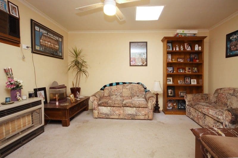 34 Wakeling Crescent, PARAFIELD GARDENS SA 5107, Parafield Gardens - Thumbnail 4