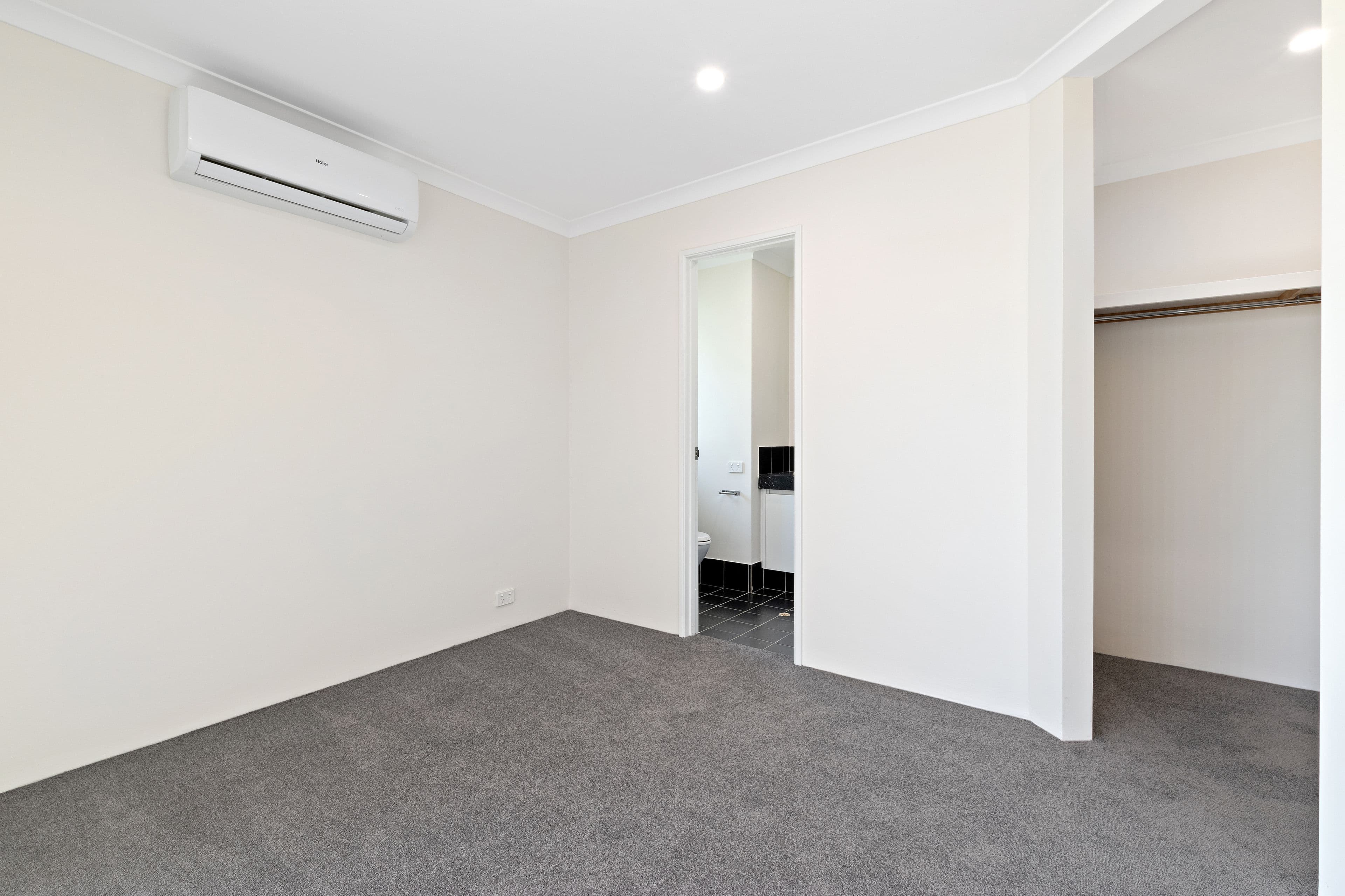 31 Seagrove Boulevard, Merriwa WA 6030, Merriwa - Thumbnail 3