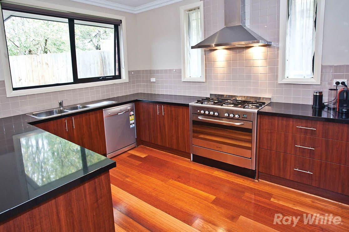 32 Illuka Crescent, MOUNT WAVERLEY VIC 3149, Mount Waverley - Thumbnail 5