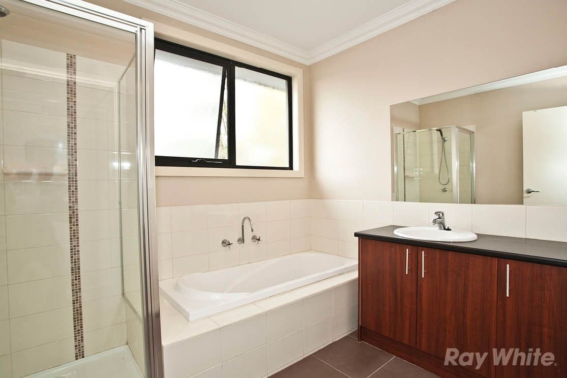 32 Illuka Crescent, MOUNT WAVERLEY VIC 3149, Mount Waverley - Thumbnail 6