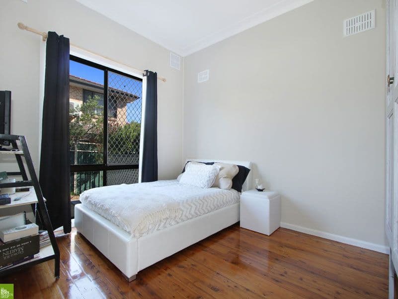 33 Francis Street, Corrimal NSW 2518, Corrimal - Thumbnail 3