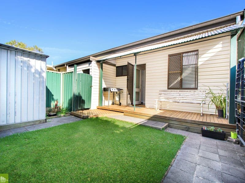 33 Francis Street, Corrimal NSW 2518, Corrimal - Thumbnail 6