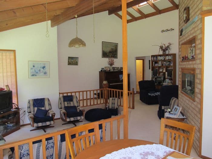 57 Garden Avenue, Nunderi - Thumbnail 6
