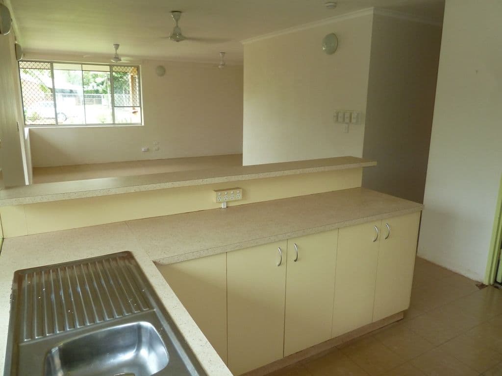 29 Coolibah Circuit, KATHERINE NT 0850, Katherine East - Thumbnail 2