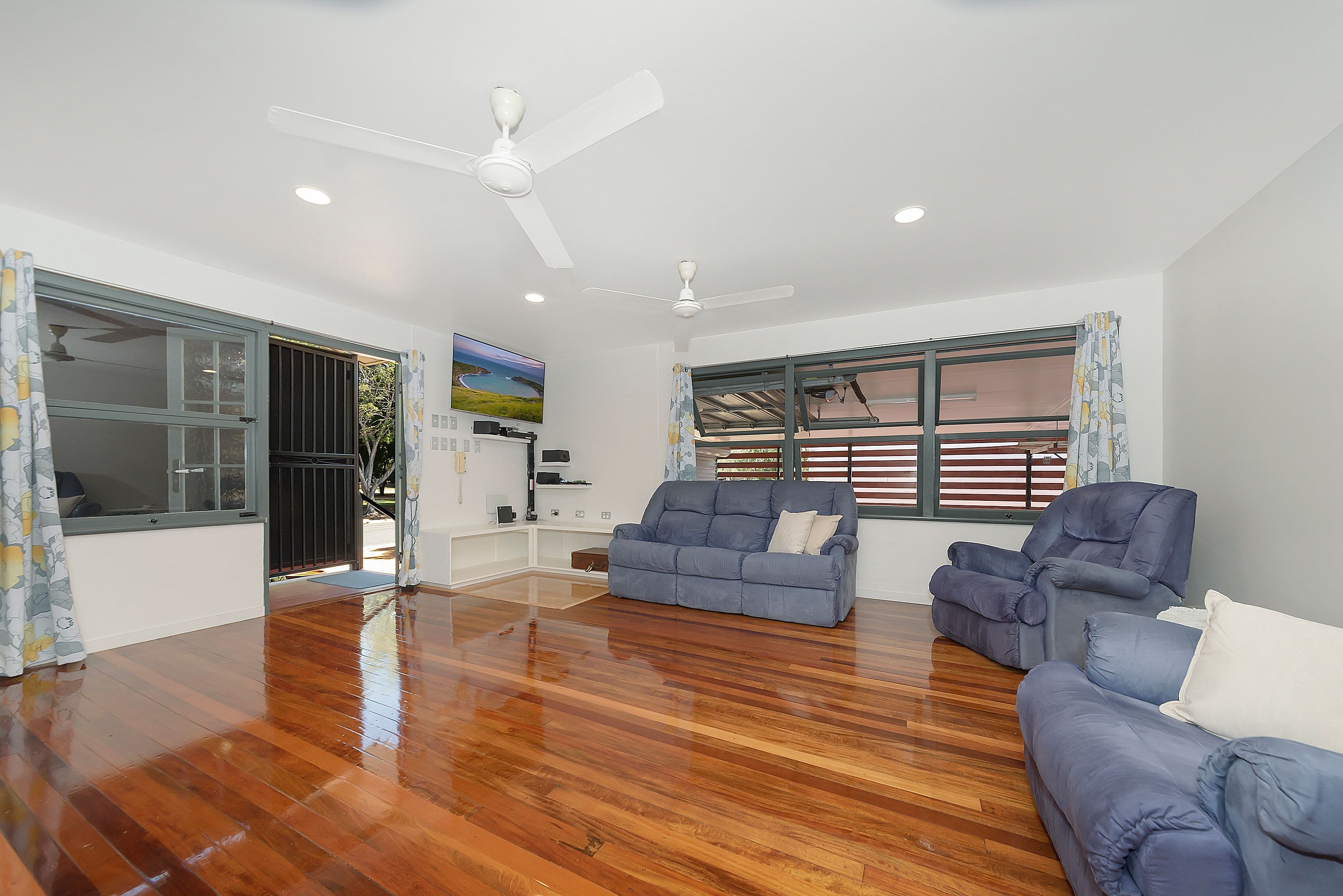 27 Petunia Street, Aitkenvale QLD 4814, Aitkenvale - Thumbnail 2