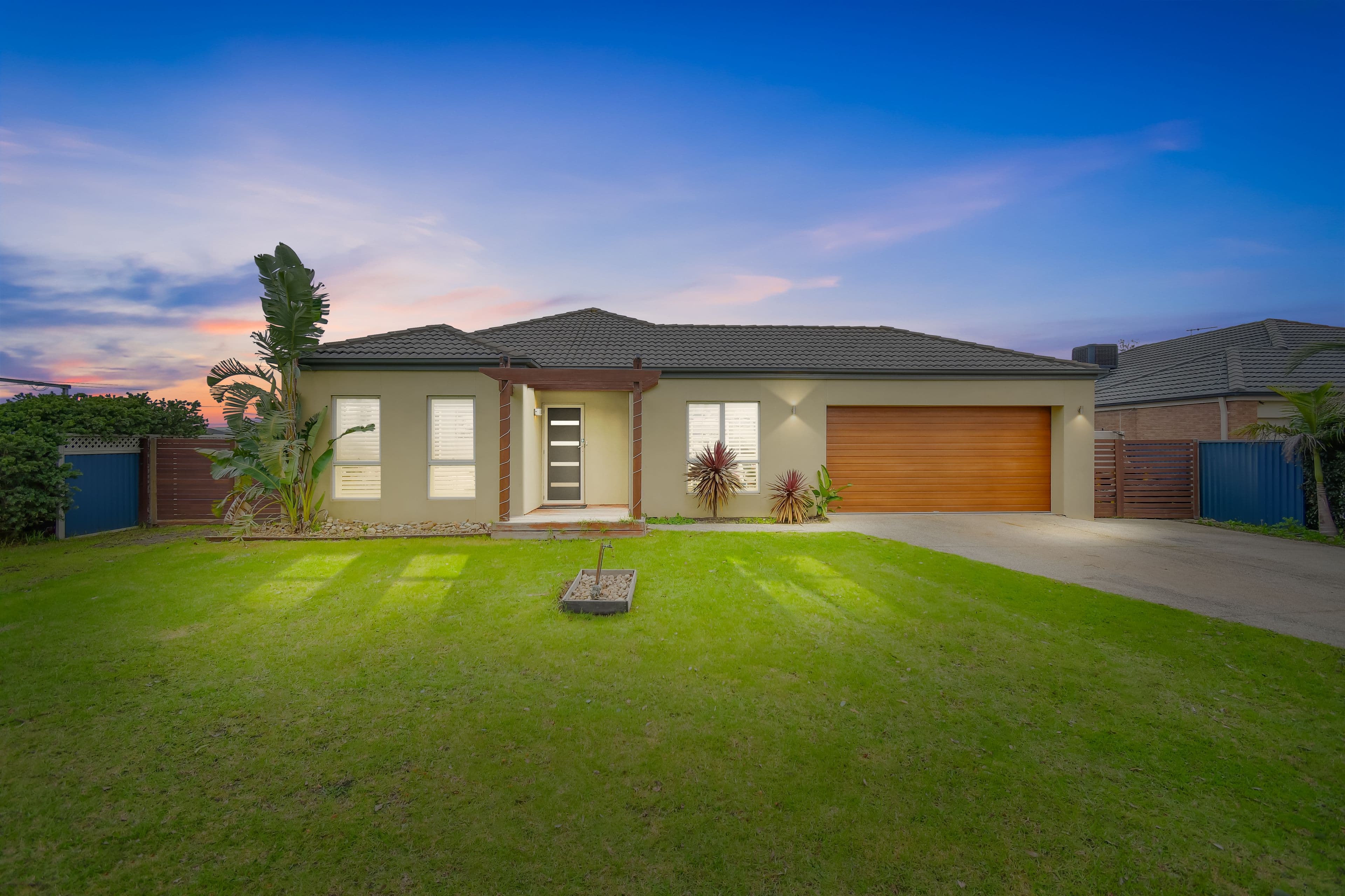 5 Eskdale Court, Pakenham VIC 3810, Pakenham - Thumbnail 2