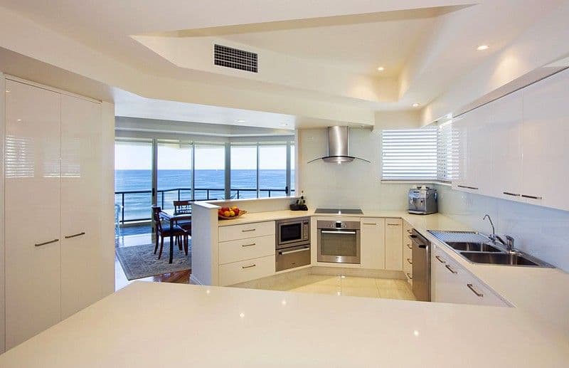 60 'Oceana On Broadbeach' 100 Old Burleigh Road, Broadbeach QLD 4218, Broadbeach - Thumbnail 4