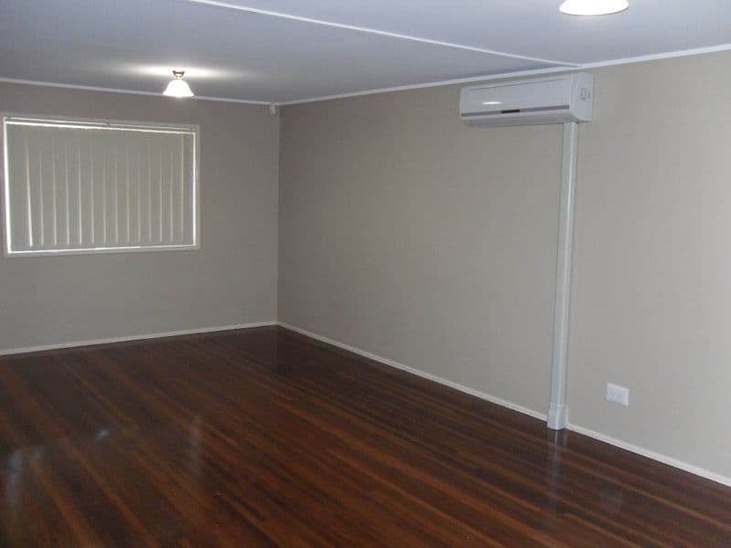 11 Lockyer Parade, Deception Bay QLD 4508, Deception Bay - Thumbnail 4