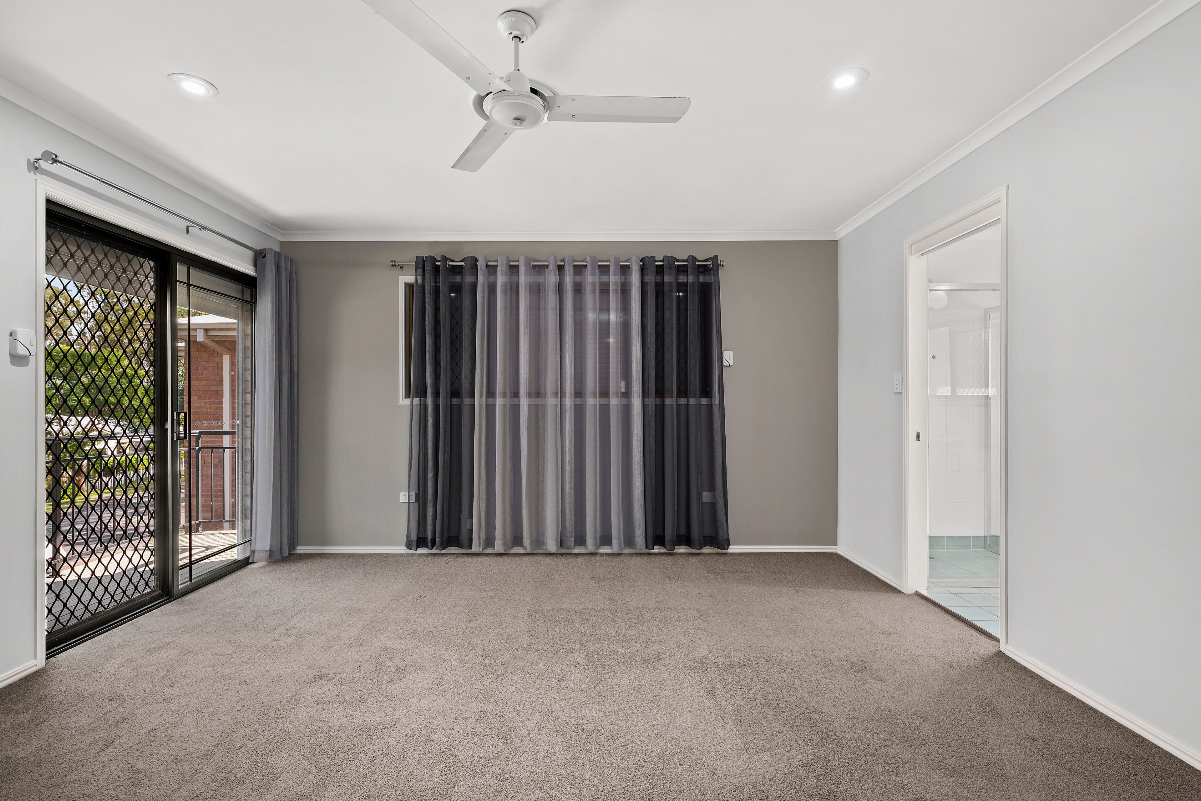 8 Settlers Circuit, Forest Lake QLD 4078, Forest Lake - Thumbnail 6