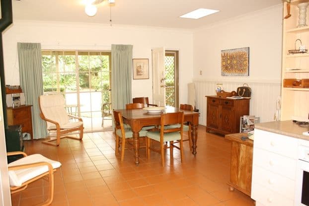 16 Griffith Street, NORTH TAMBORINE QLD 4272, North Tamborine - Thumbnail 3