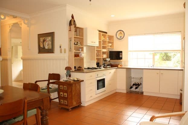 16 Griffith Street, NORTH TAMBORINE QLD 4272, North Tamborine - Thumbnail 4