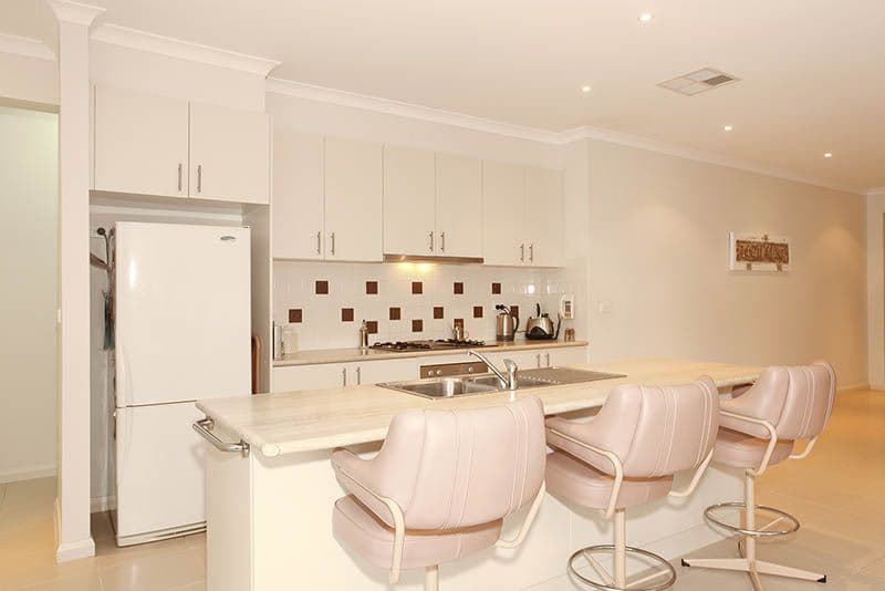 42 Mount Eccles Way, SOUTH MORANG VIC 3752, South Morang - Thumbnail 2