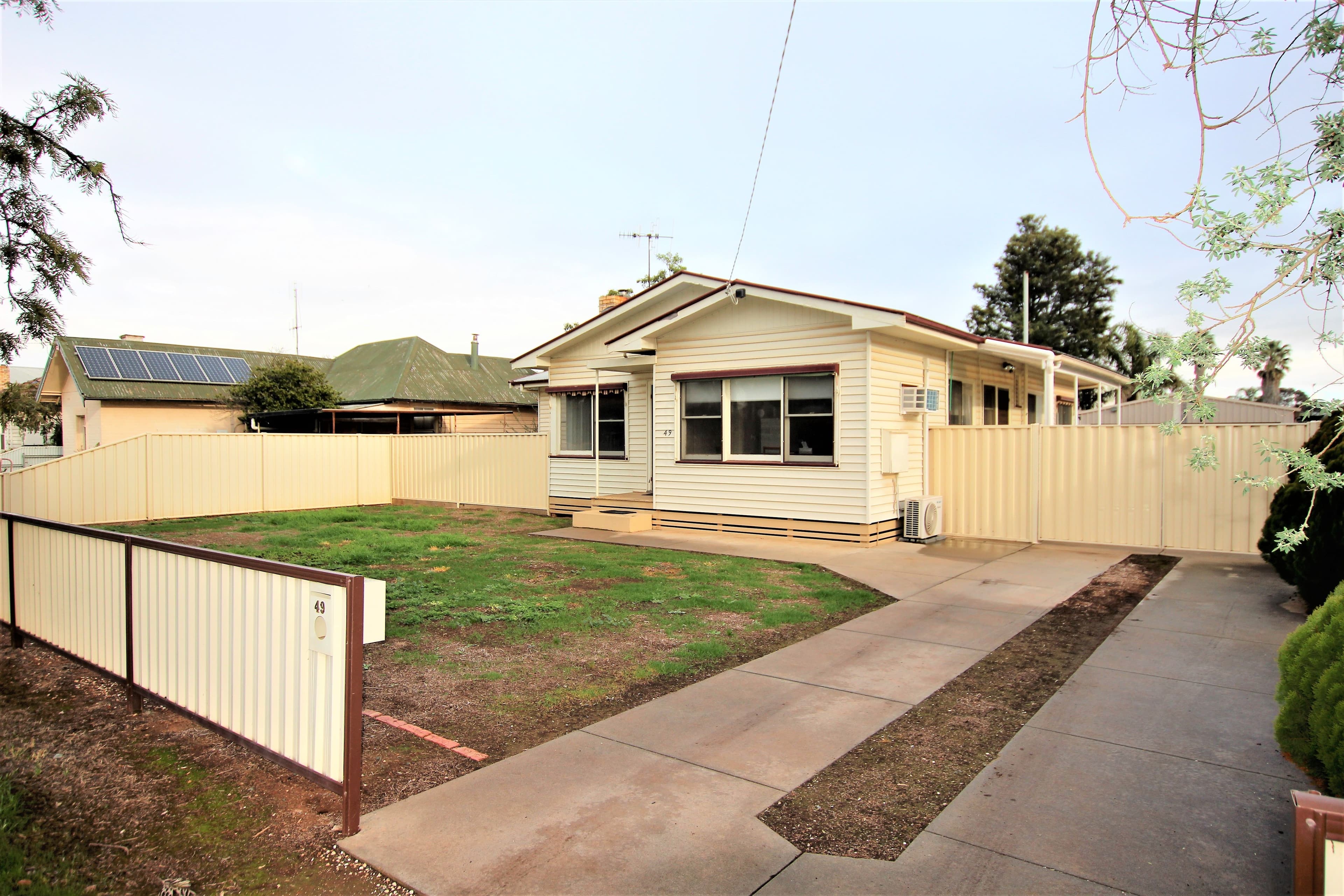 49 Simmie Street, Elmore VIC 3558, Elmore - Thumbnail 3