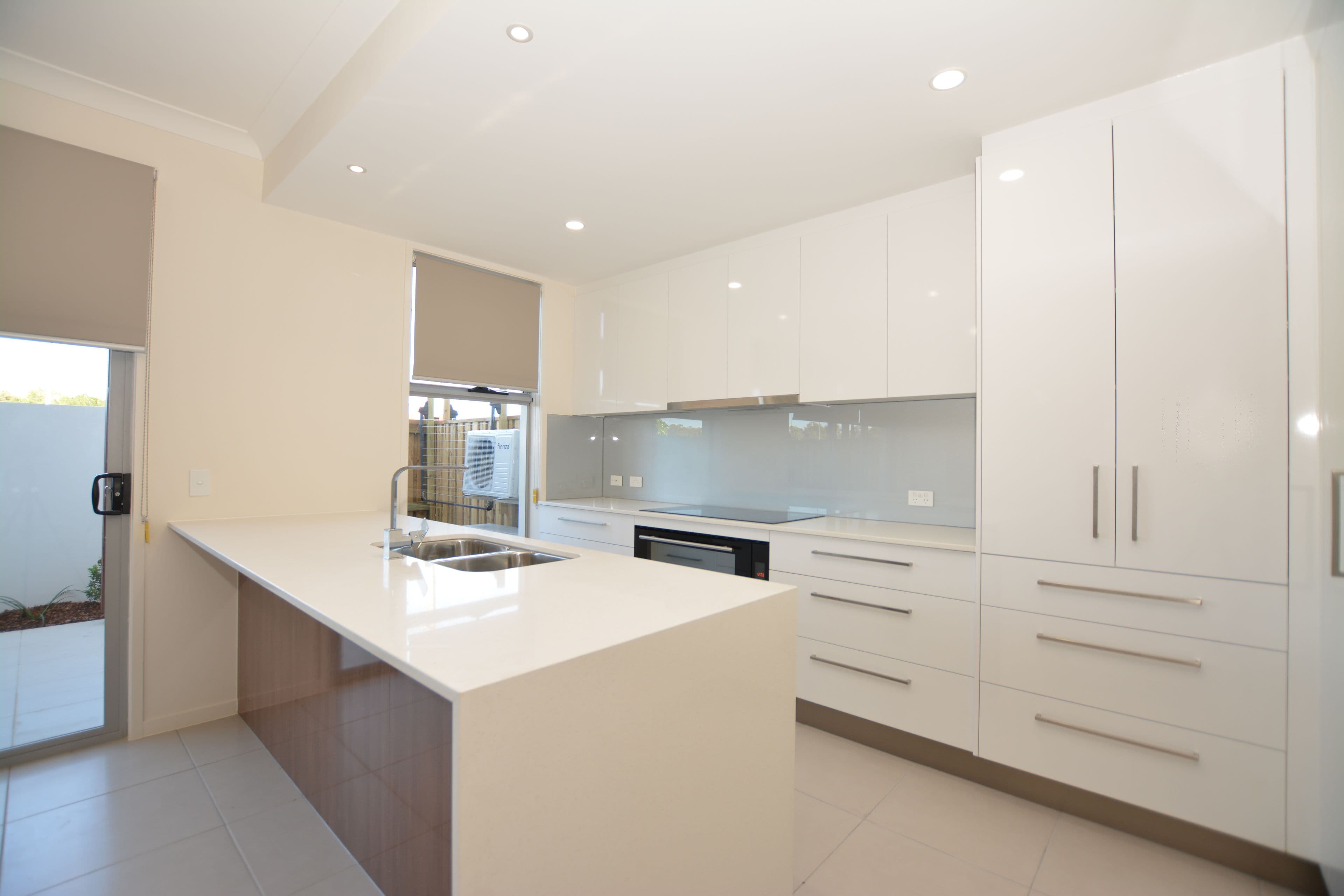 1 Waters Close, Hope Island QLD 4212, Hope Island - Thumbnail 6