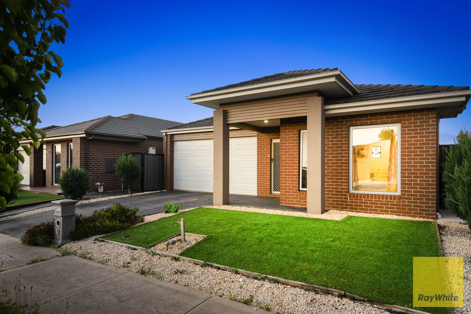 9 Shamrock Way, Truganina VIC 3029, Truganina - Thumbnail 2