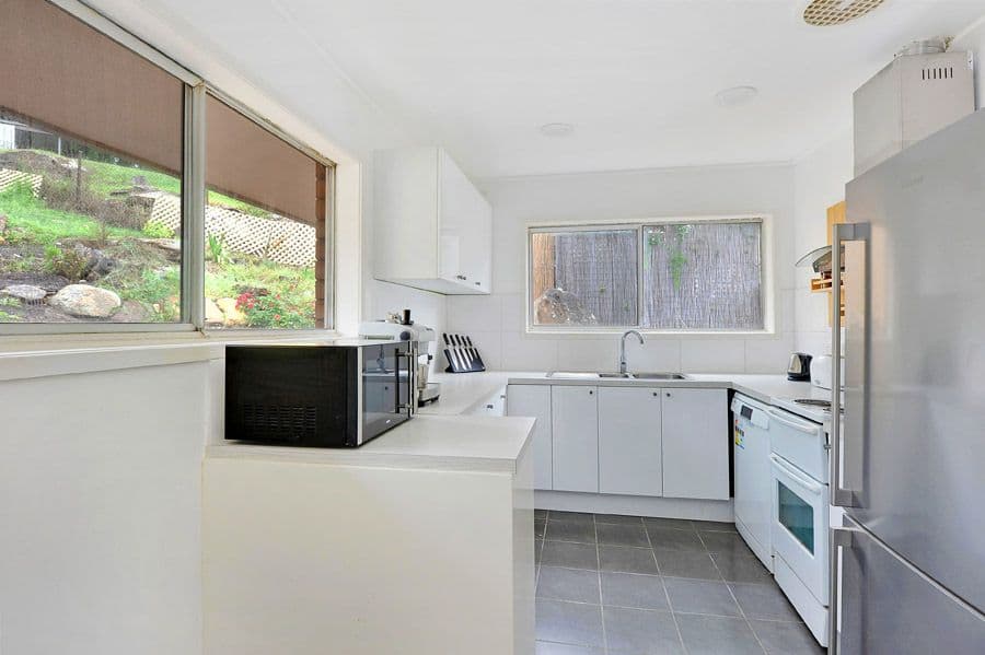 17 Chakola Avenue, Hornsby Heights - Thumbnail 3