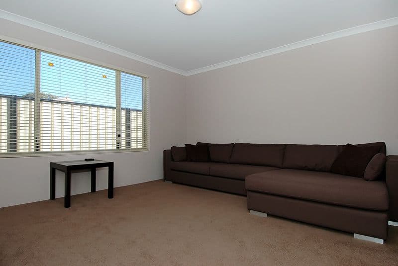 10 Yaroomba Place, CLARKSON WA 6030, Clarkson - Thumbnail 8