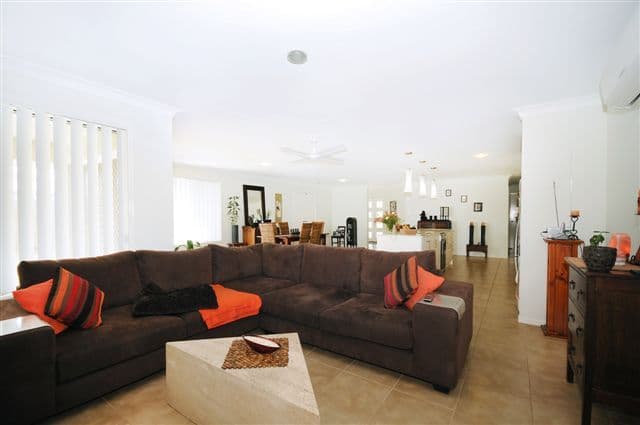 7 Campbell Drive, HIGHFIELDS QLD 4352, Highfields - Thumbnail 5
