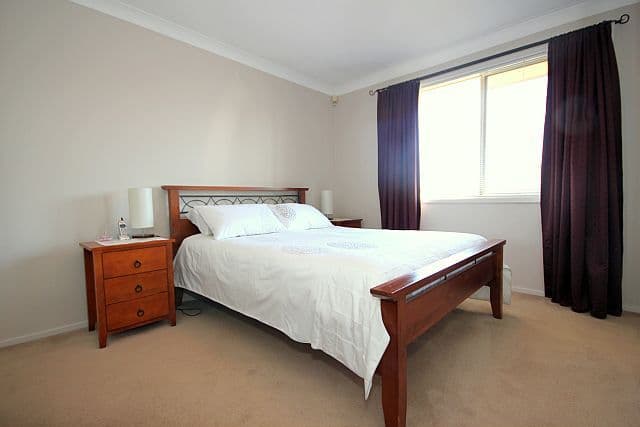 99 Oak Drive, GEORGES HALL NSW 2198, Georges Hall - Thumbnail 5