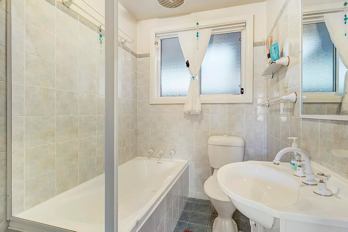 16 Carolyn Street, GREYSTANES NSW 2145, Greystanes - Thumbnail 5