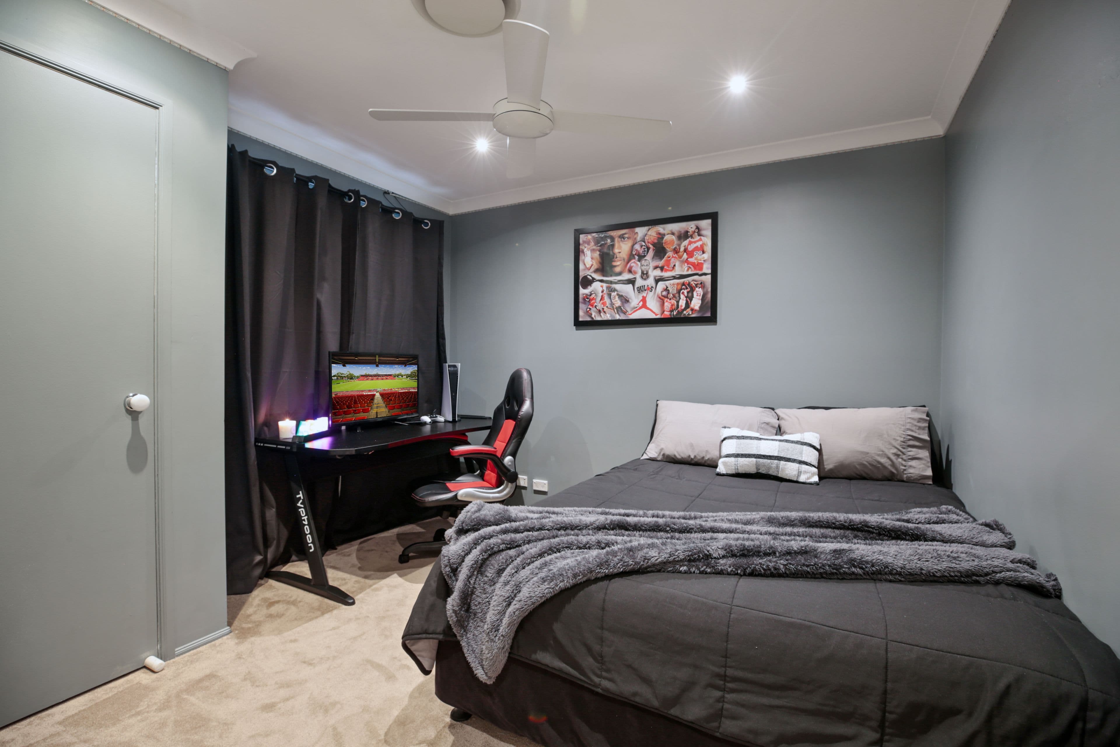 2 Holland Court, Glenmore Park NSW 2745, Glenmore Park - Thumbnail 6