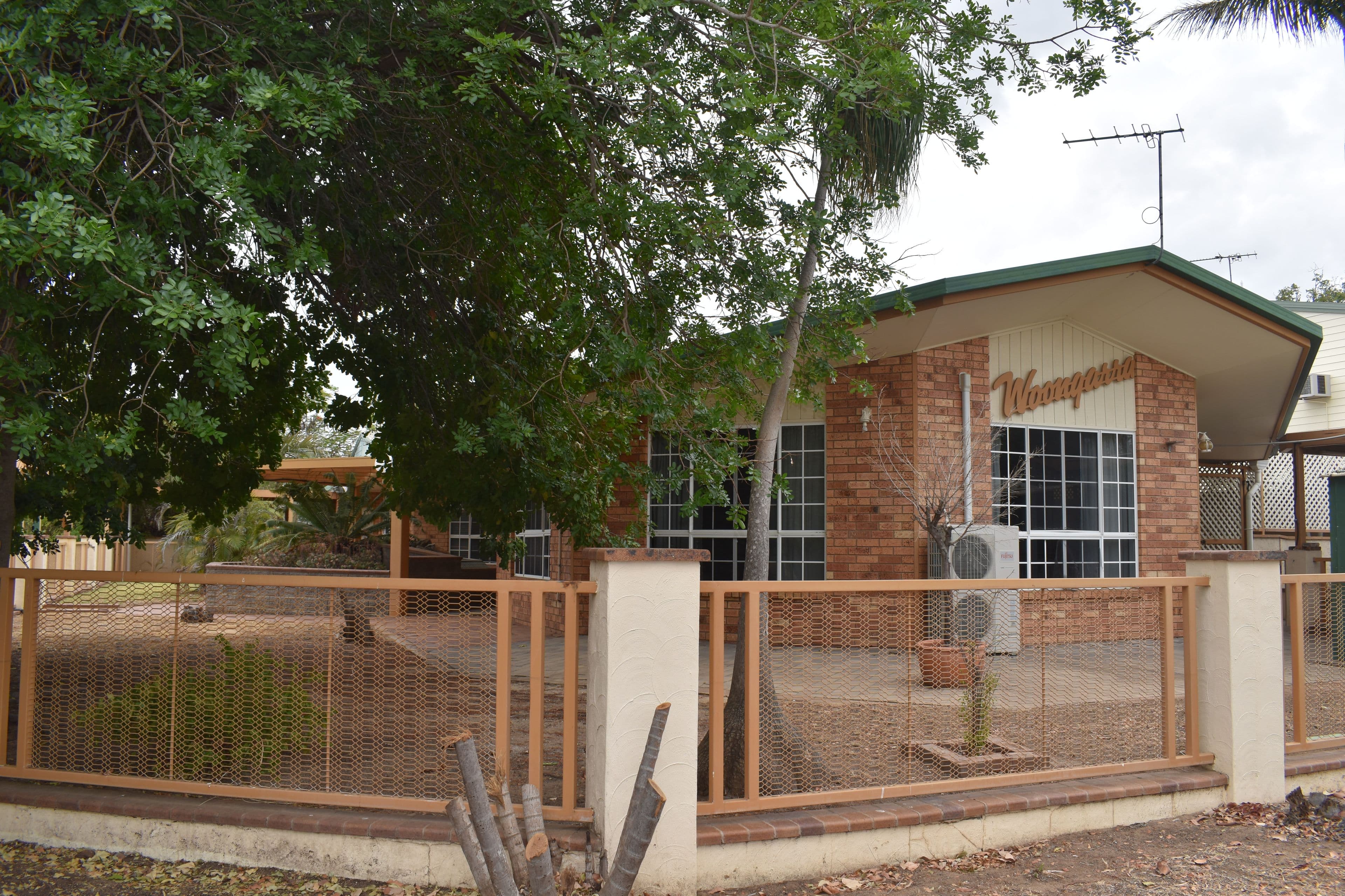 63 Loch Street, Emerald QLD 4720, Emerald - Image 1