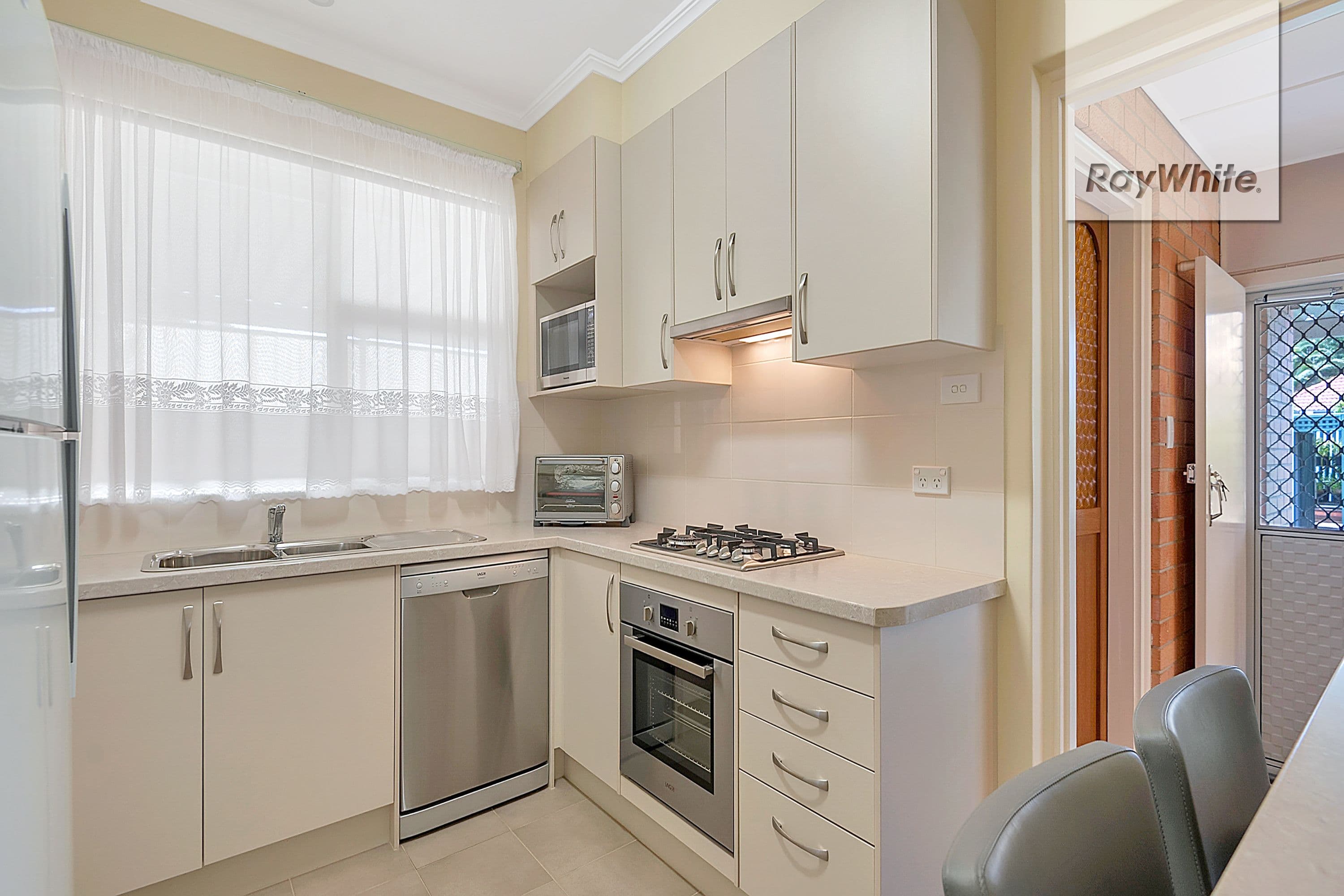 11 Urawa Avenue, Pooraka SA 5095, Pooraka - Thumbnail 2