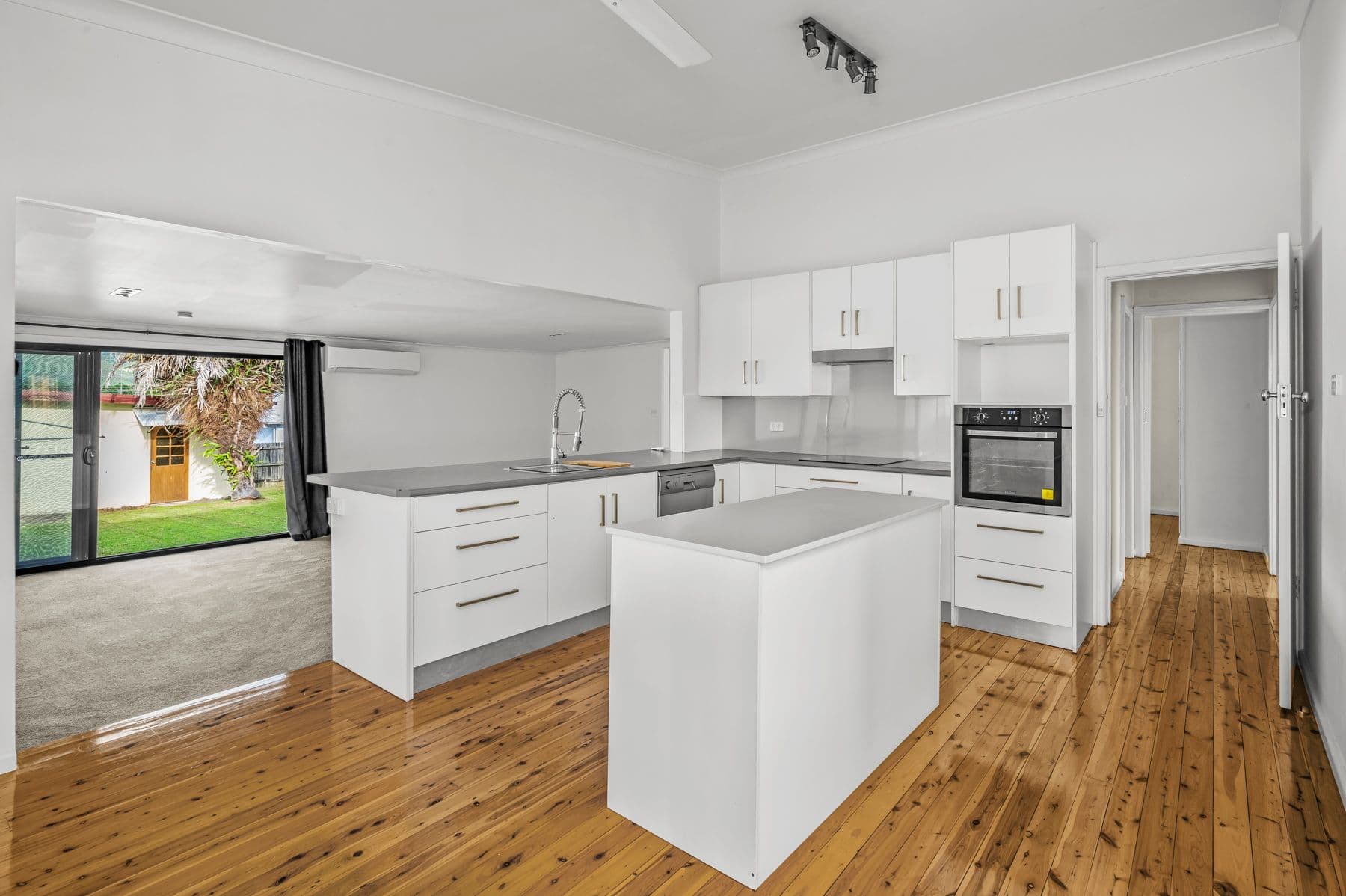 100 Ravenshaw Street, Gloucester NSW 2422, Gloucester - Thumbnail 4