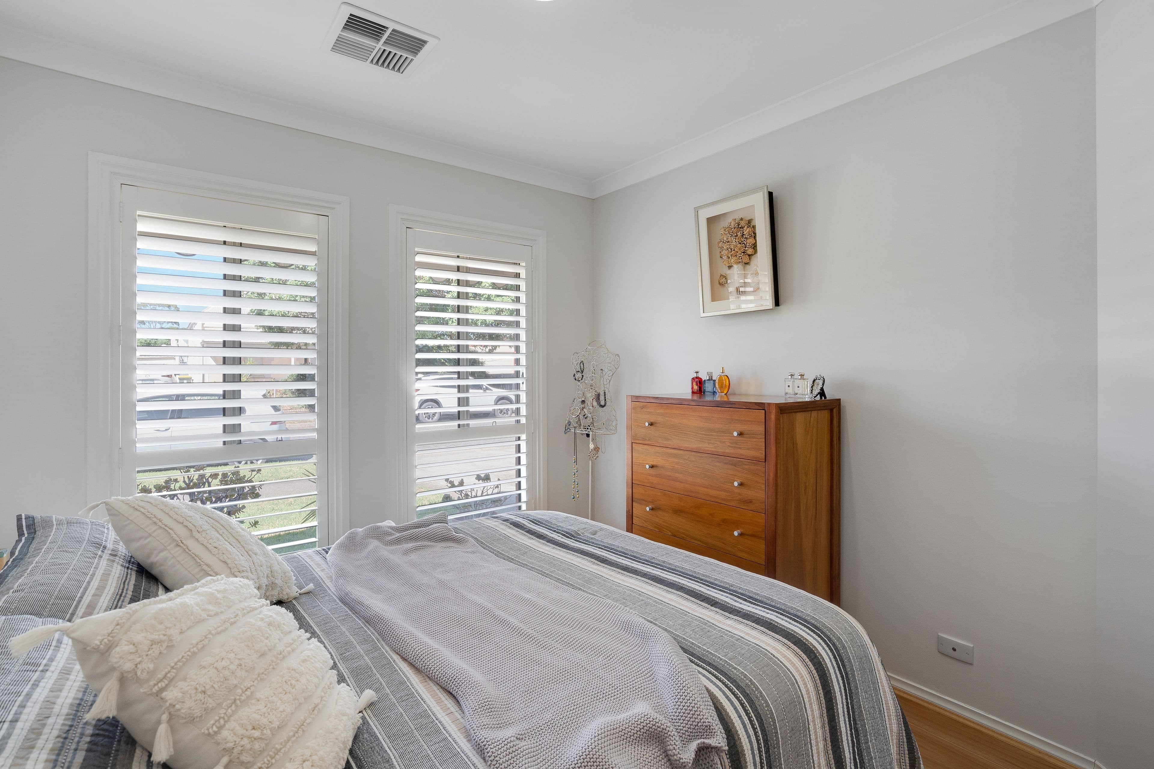 6 Russell Street East, Rosewater SA 5013, Rosewater - Thumbnail 3