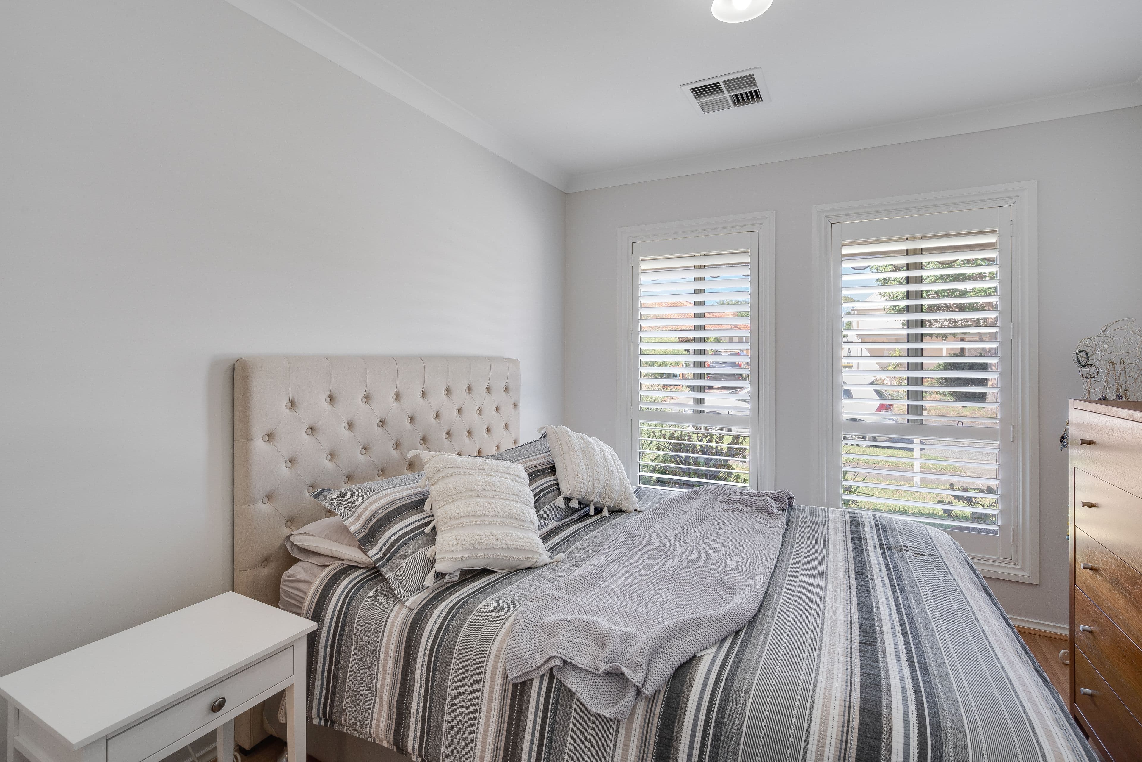 6 Russell Street East, Rosewater SA 5013, Rosewater - Thumbnail 4