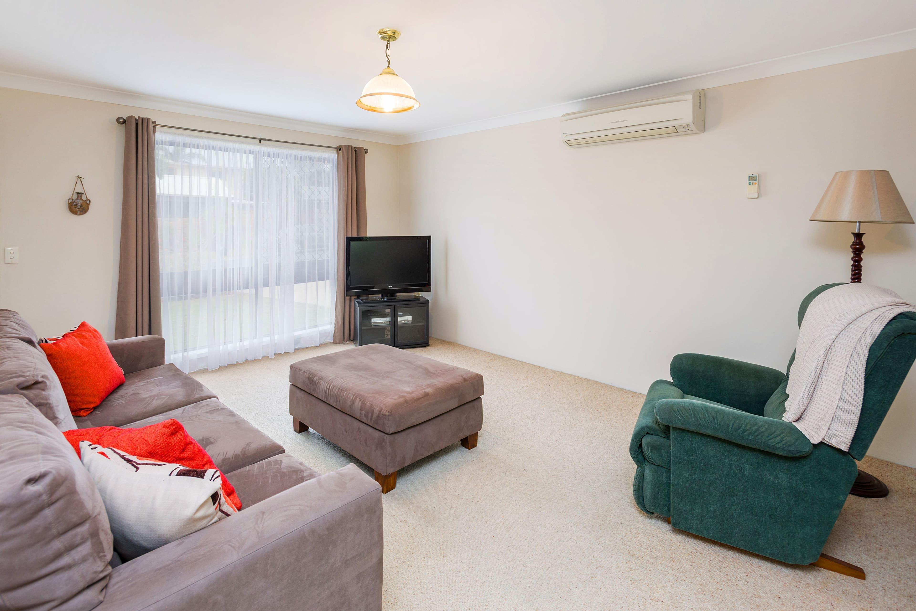 14 Pavuvu Street, Mansfield QLD 4122, Mansfield - Thumbnail 2