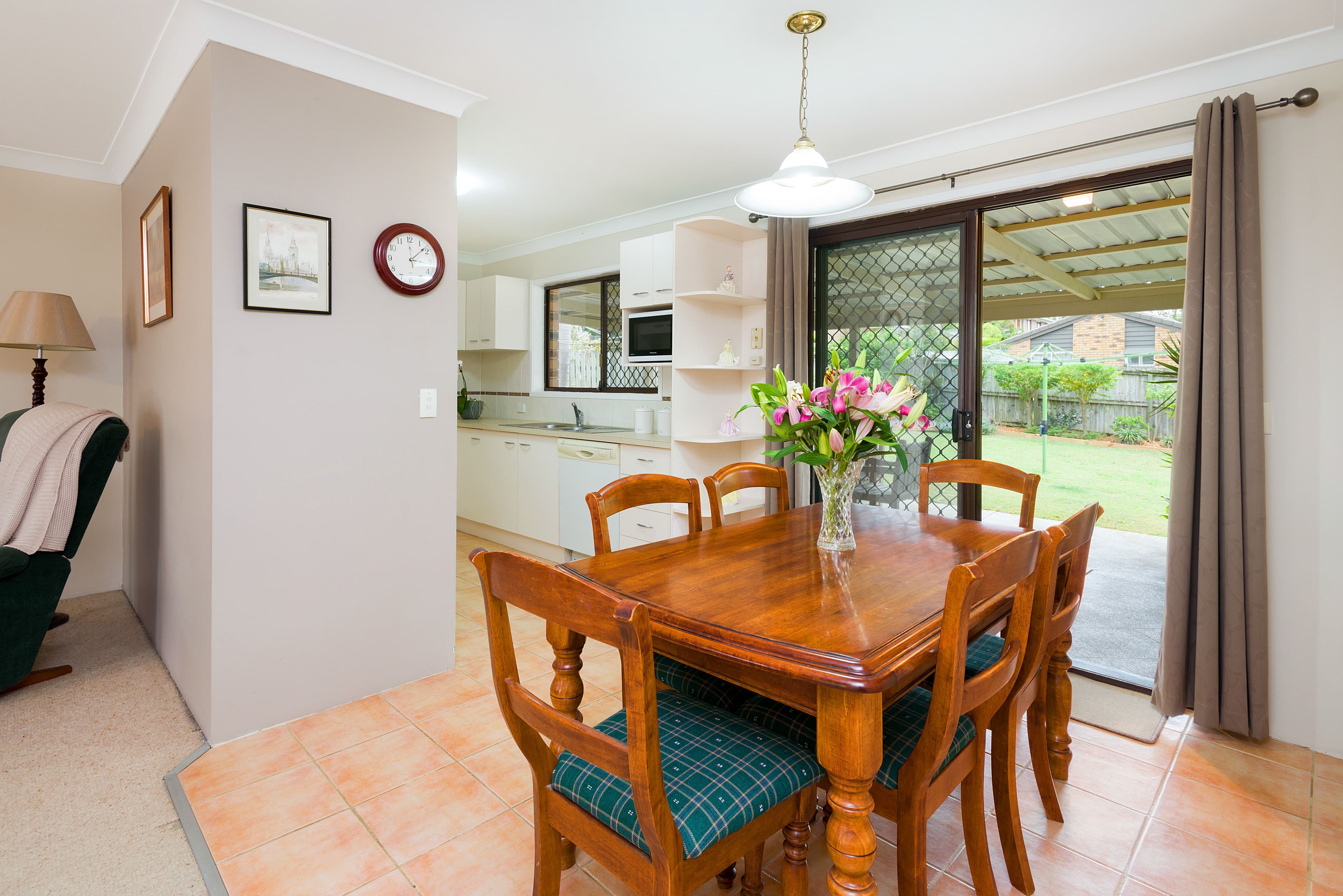 14 Pavuvu Street, Mansfield QLD 4122, Mansfield - Thumbnail 4