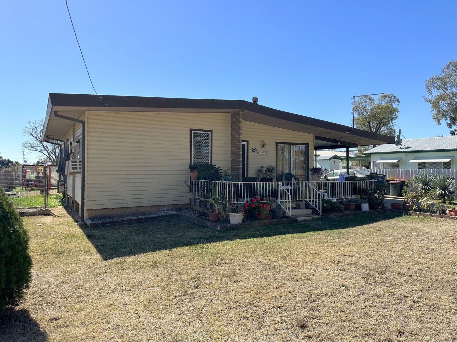 29 Carol Avenue, Moree NSW 2400, Moree - Thumbnail 2