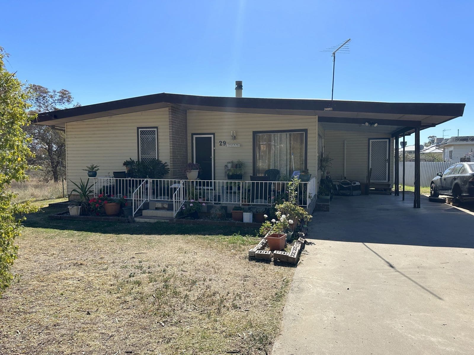 29 Carol Avenue, Moree NSW 2400, Moree - Thumbnail 3