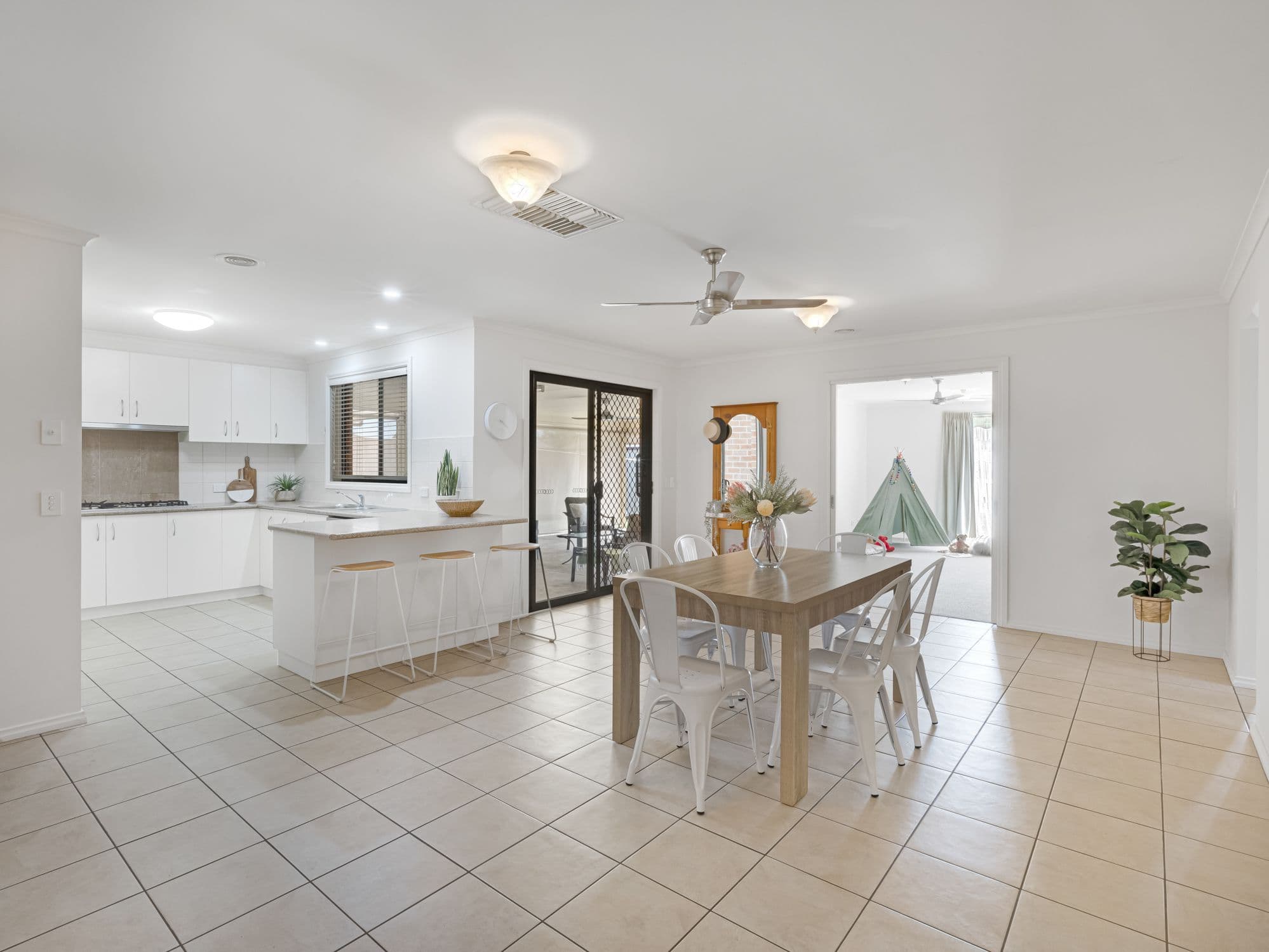 44 Hermitage Drive, Corowa NSW 2646, Corowa - Thumbnail 2