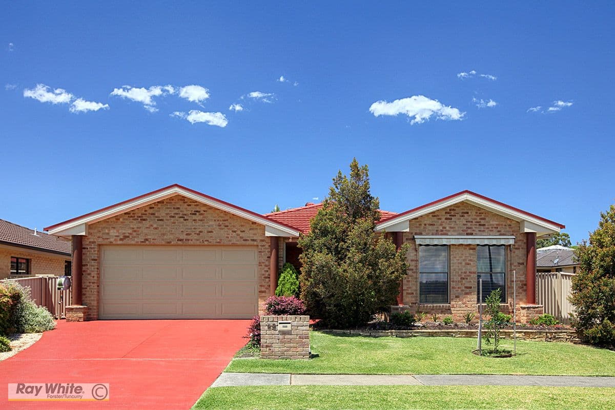 42 Wamara Crescent, Forster - Thumbnail 2