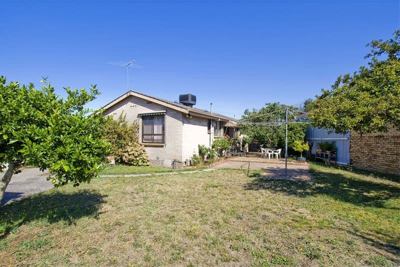 98   Lea Road, MULGRAVE VIC 3170, Mulgrave - Thumbnail 2