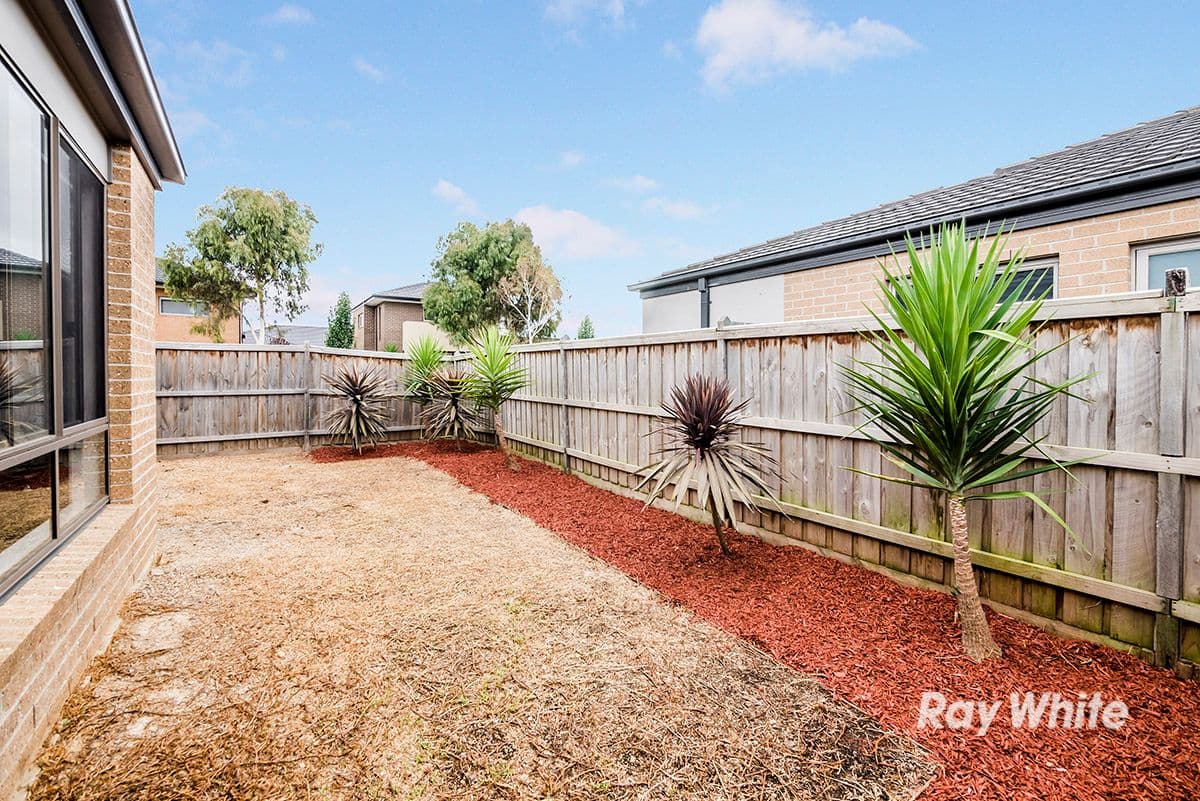 30 Pyrenees Road, Clyde VIC 3978, Clyde - Thumbnail 8