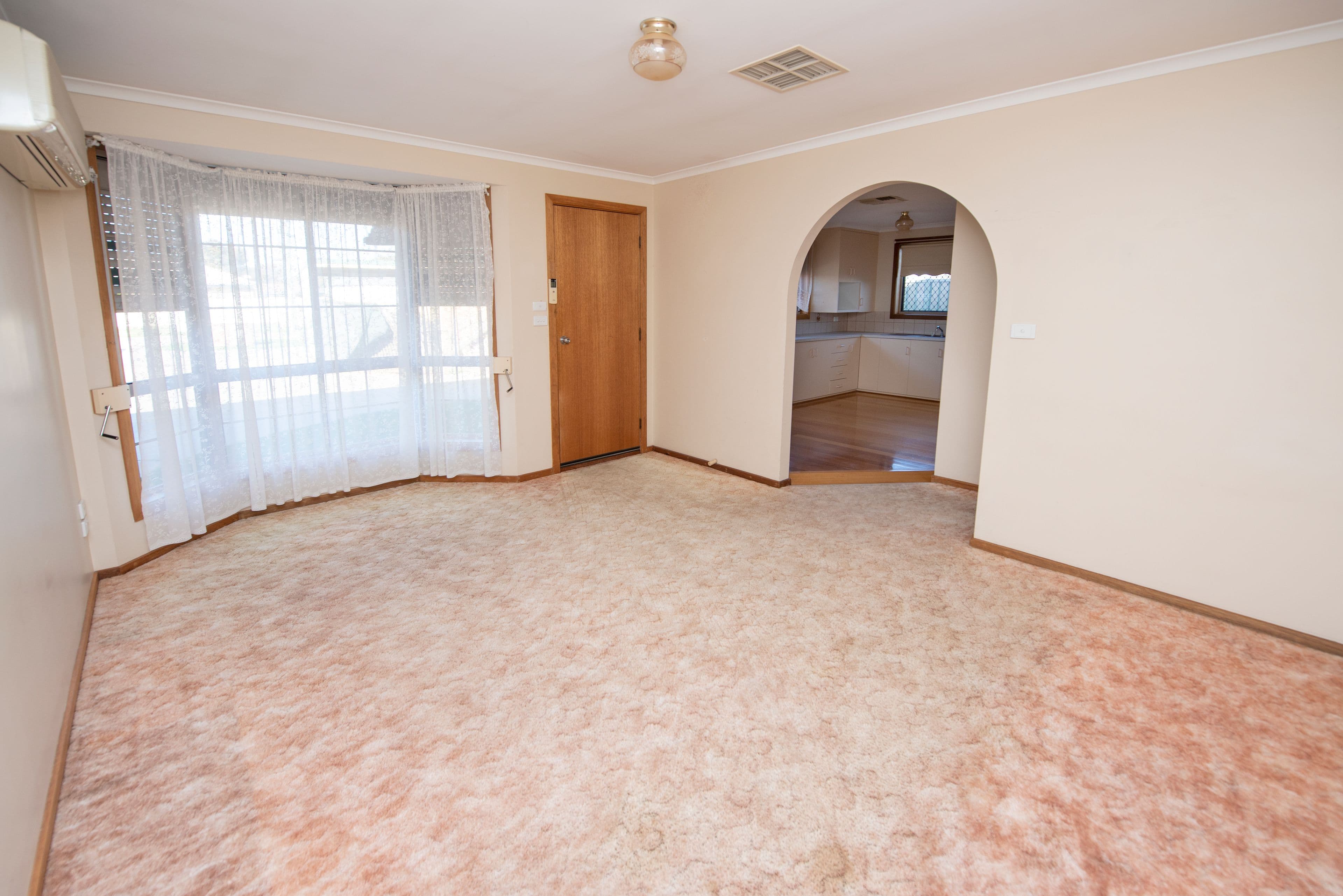 14 Makepeace Street, Swan Hill VIC 3585, Swan Hill - Thumbnail 5