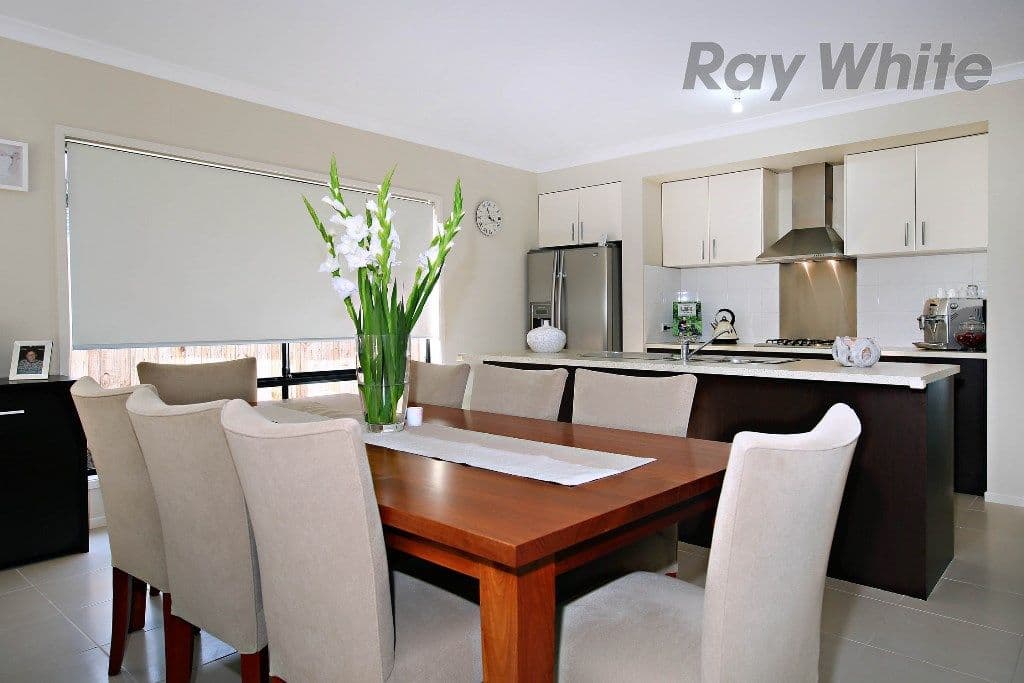 14 Canegrass Drive, Point Cook VIC 3030, Point Cook - Thumbnail 3