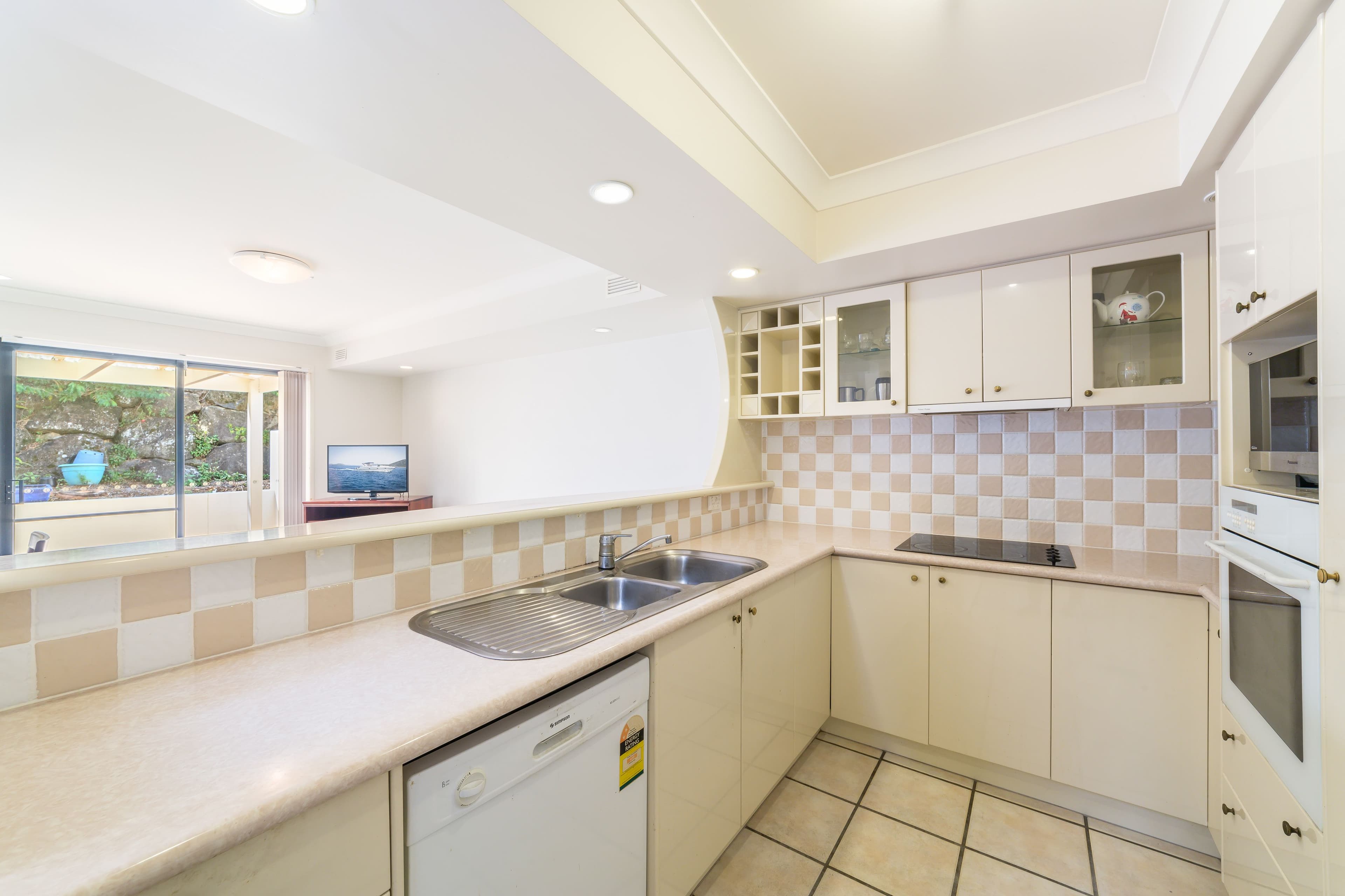 22 'Chateau Martinique', Glenside Drive, Robina QLD 4226, Robina - Thumbnail 3